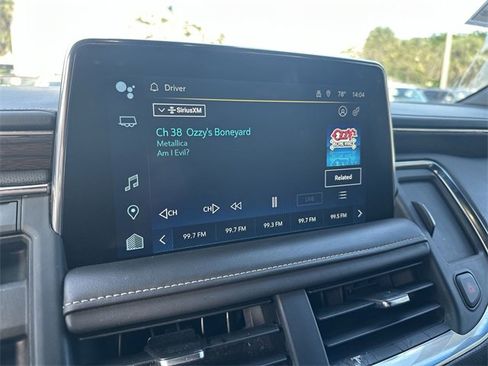 Used 2023 Chevrolet Suburban Premier image 12