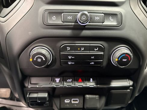 Used 2021 Chevrolet Silverado 3500 W/T image 31