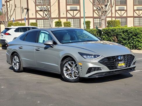 Used 2023 Hyundai Sonata SEL w/ Cargo Package image 2