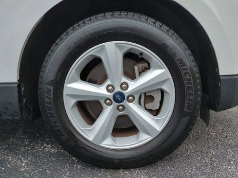 Certified 2021 Ford Edge SE FWD image 11