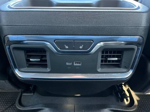 Certified 2024 Chevrolet Silverado 1500 High Country w/ High Country Premium Package AWD/4WD image 21