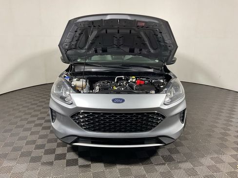 Used 2022 Ford Escape SE w/ Cold Weather Package AWD/4WD image 9