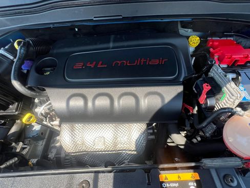 Used 2021 Jeep Renegade Sport FWD image 32