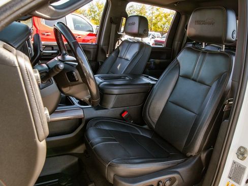 Used 2021 Chevrolet Silverado 3500 High Country w/ Z71 Off-Road Package image 13