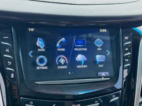 Used 2020 Cadillac Escalade Luxury image 11