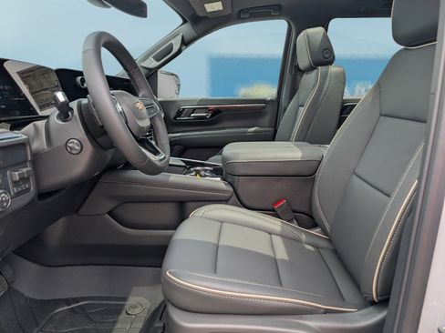 New 2026 Chevrolet Tahoe Premier w/ Sun And Tow Package RWD image 18