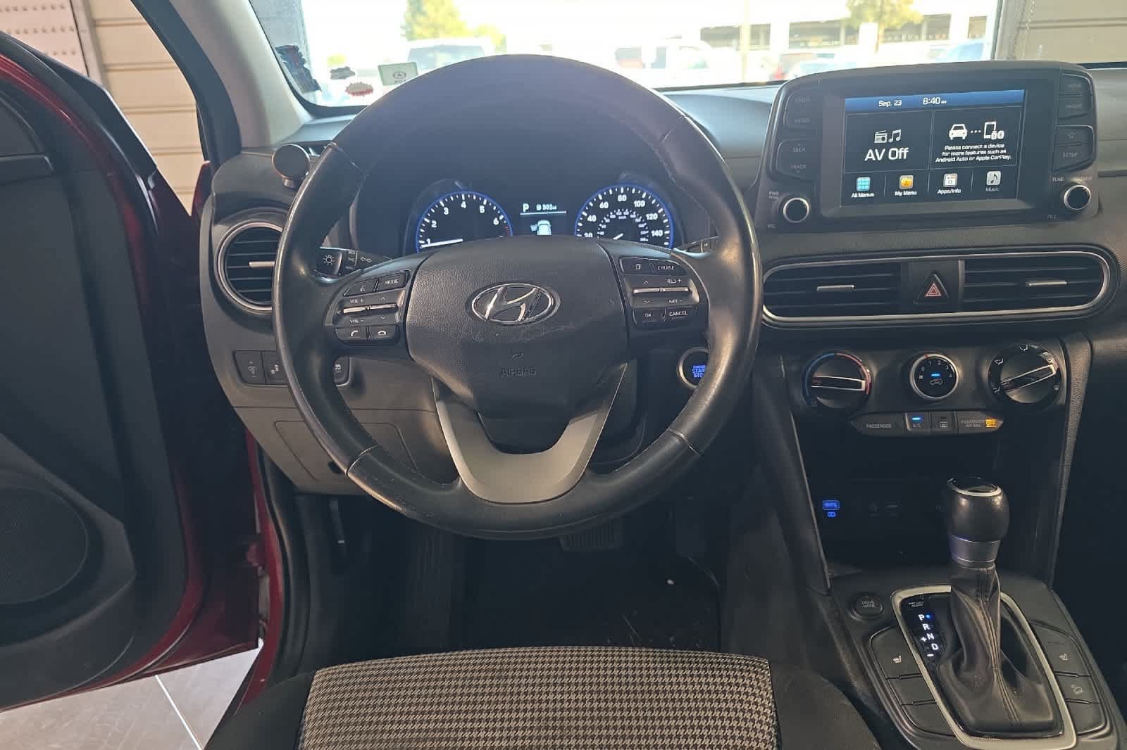 Used 2019 Hyundai Kona SEL FWD image 16