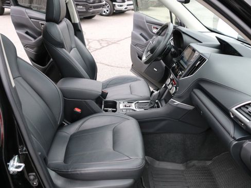 Used 2023 Subaru Forester Touring image 31