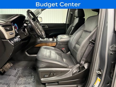 Used 2020 GMC Yukon XL Denali w/ Denali Premium Package image 18