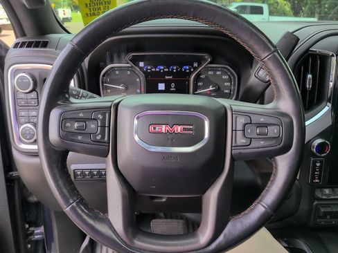 Used 2022 GMC Sierra 2500 AT4 w/ AT4 Premium Plus Package AWD/4WD image 21