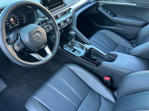 Certified 2025 Acura Integra FWD image 11