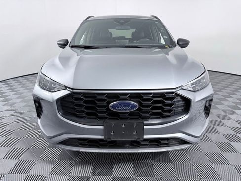 Used 2024 Ford Escape ST-Line image 3