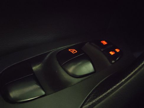 Used 2018 Nissan Altima 2.5 SR w/ SR Special Edition image 27