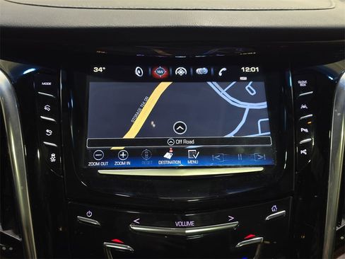 Used 2018 Cadillac Escalade Luxury image 24