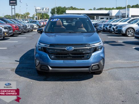 Certified 2025 Subaru Forester Touring w/ Protection Package AWD/4WD image 8