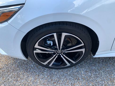 Used 2022 Nissan Sentra SR FWD image 8