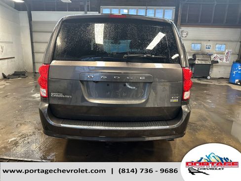 Used 2019 Dodge Grand Caravan GT FWD image 4