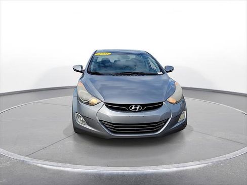 Used 2011 Hyundai Elantra Limited image 3