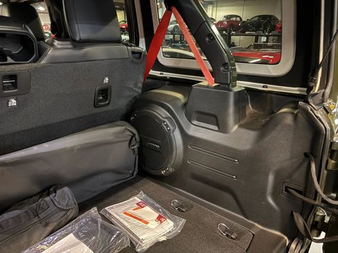 Used 2023 Jeep Wrangler Unlimited Rubicon 392 image 9