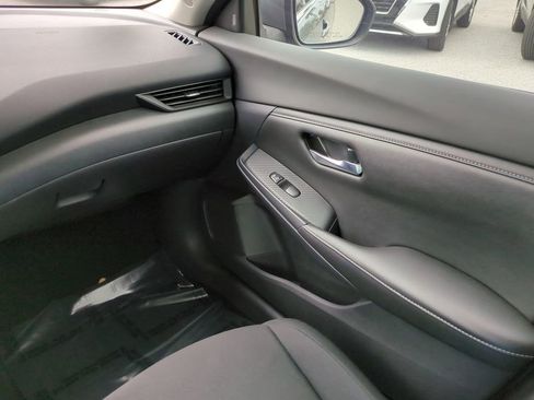 Certified 2022 Nissan Sentra S image 16