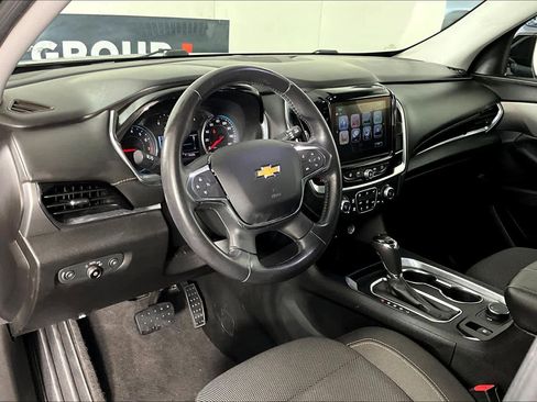 Used 2018 Chevrolet Traverse LT FWD image 17