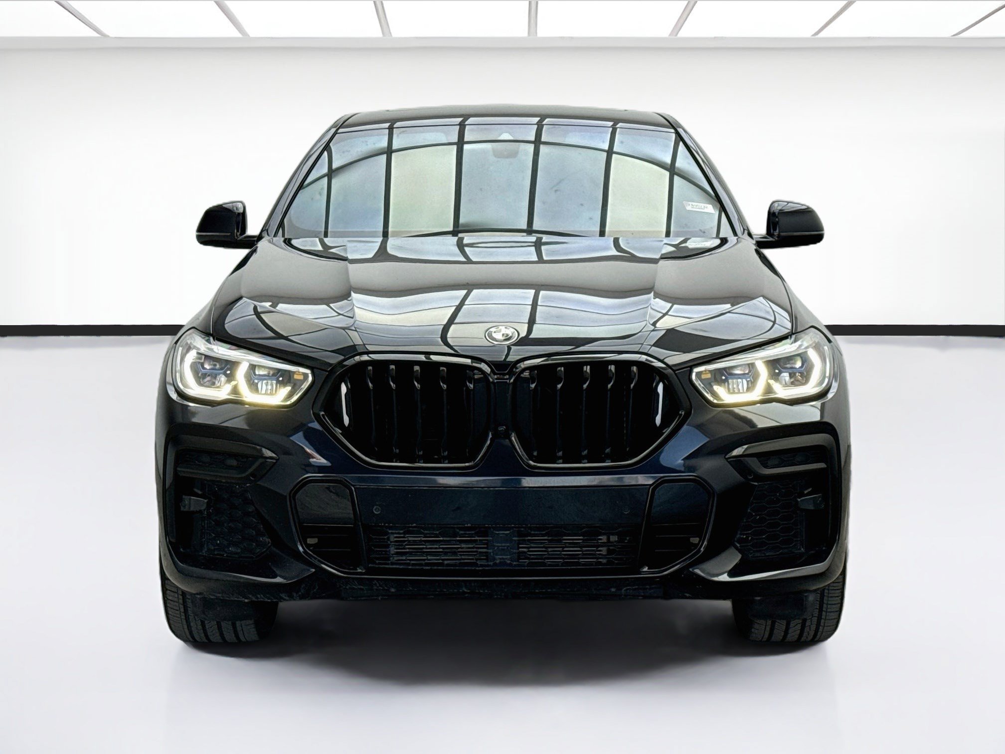 Used 2022 BMW X6 xDrive40i w/ Executive Package AWD/4WD image 2