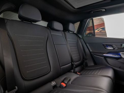 New 2025 Mercedes-Benz GLC 350e 4MATIC image 34