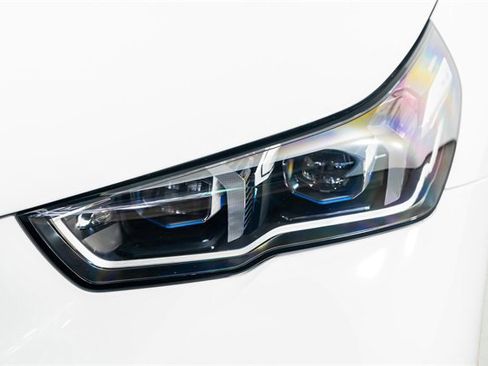 Used 2025 BMW i5 xDrive40 w/ M Sport Package image 22