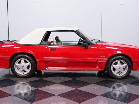 Used 1990 Ford Mustang GT image 12