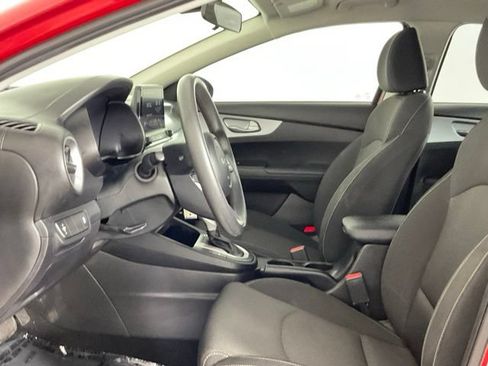 Used 2024 Kia Forte LXS FWD image 10