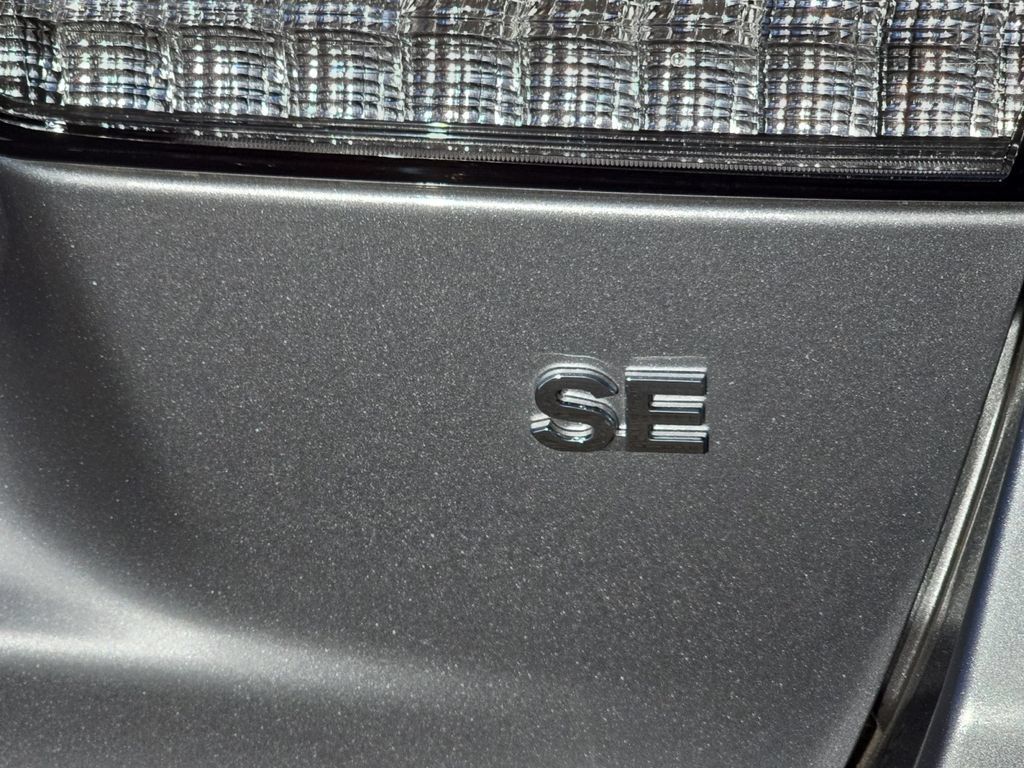 Used 2026 Mitsubishi Outlander Sport SE AWD/4WD image 34