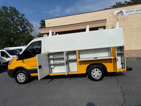 Used 2016 Ford Transit 250 138 w/ Interior Upgrade Package image 8