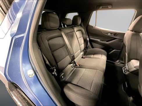 Used 2025 Chevrolet Equinox LT FWD image 22