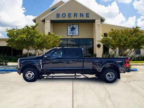 Used 2025 Ford F350 King Ranch image 2