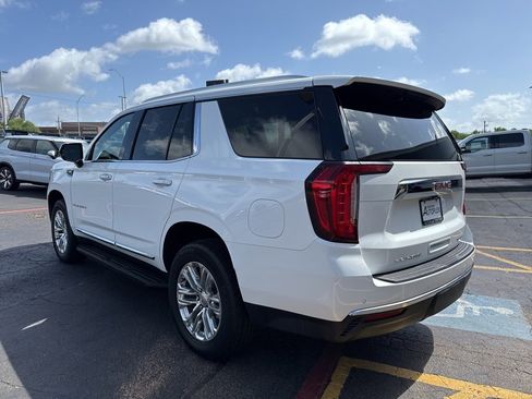 Used 2023 GMC Yukon SLT image 10