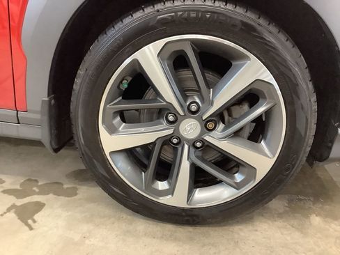 Used 2020 Hyundai Kona Ultimate AWD/4WD image 24