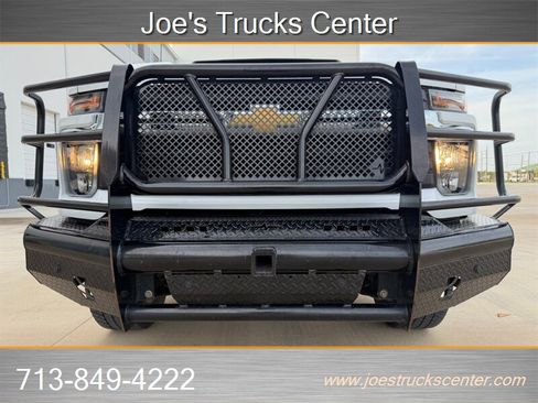 Used 2024 Chevrolet Silverado 2500 LT w/ Convenience Package AWD/4WD image 39