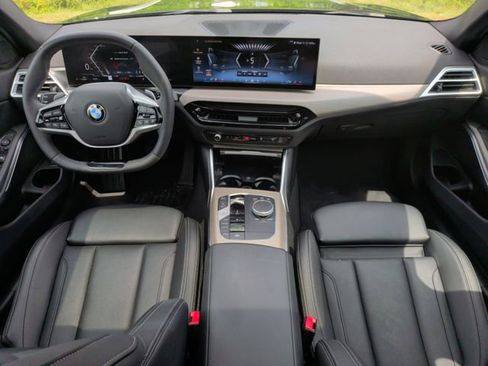 Used 2025 BMW 330i xDrive Sedan AWD/4WD image 28
