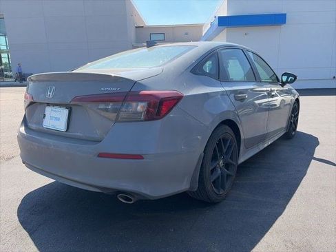 Used 2025 Honda Civic Sport image 7