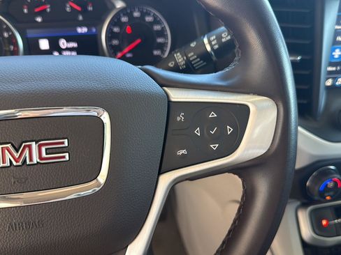 Used 2023 GMC Acadia SLT AWD/4WD image 23