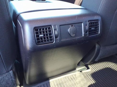 Used 2014 Toyota Tundra SR5 w/ SR5 Upgrade Package image 12