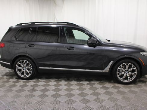 Used 2022 BMW X7 xDrive40i w/ Premium Package AWD/4WD image 41