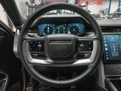 Used 2024 Land Rover Range Rover Autobiography AWD/4WD image 14