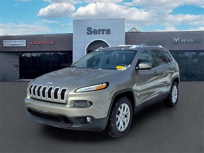 Used 2017 Jeep Cherokee Latitude w/ Cold Weather Group