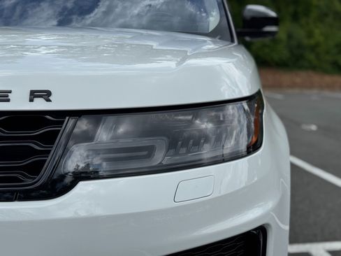 Used 2020 Land Rover Range Rover Sport SVR AWD/4WD image 17