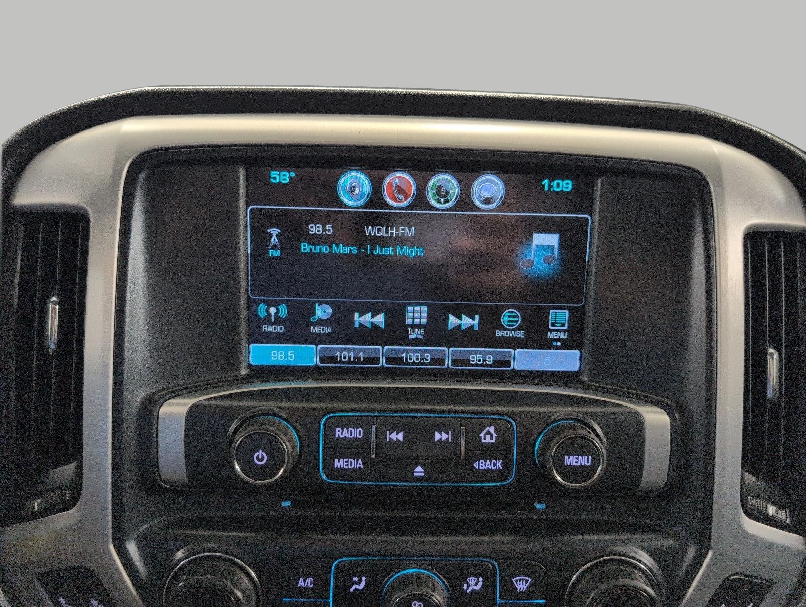 Used 2017 GMC Sierra 1500 SLE w/ SLE Value Package AWD/4WD image 2