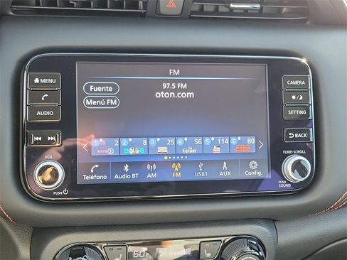 Used 2024 Nissan Kicks SR w/ SR Premium Package image 9