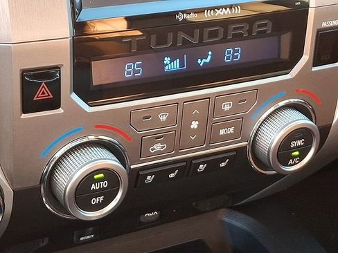 Used 2015 Toyota Tundra Platinum image 18