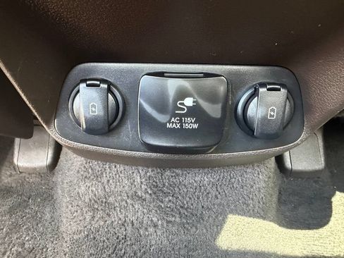 Used 2020 Hyundai Santa Fe Limited AWD/4WD image 43