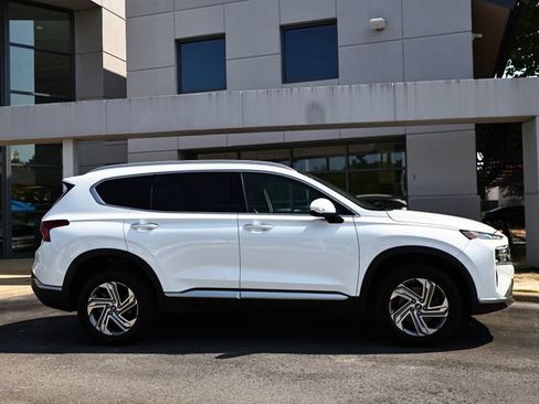 Used 2023 Hyundai Santa Fe SEL w/ Premium Package AWD/4WD image 4